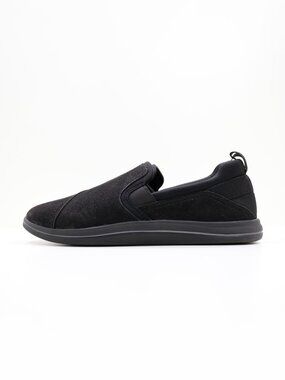 Clarks Breeze Dawn Black Faux Leather Flat Slip On Sneakers - 8.5 NWOB
